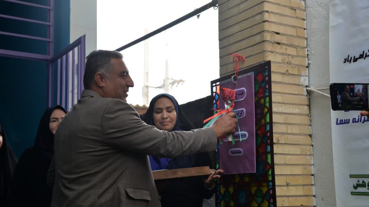 ۲۸ شرکت دانشبنیان در میدان؛ دانشگاه آزاد بوشهر ویترین علم و عمل شد! ۲۸ شرکت دانشبنیان در میدان؛ دانشگاه آزاد بوشهر ویترین علم و عمل شد!