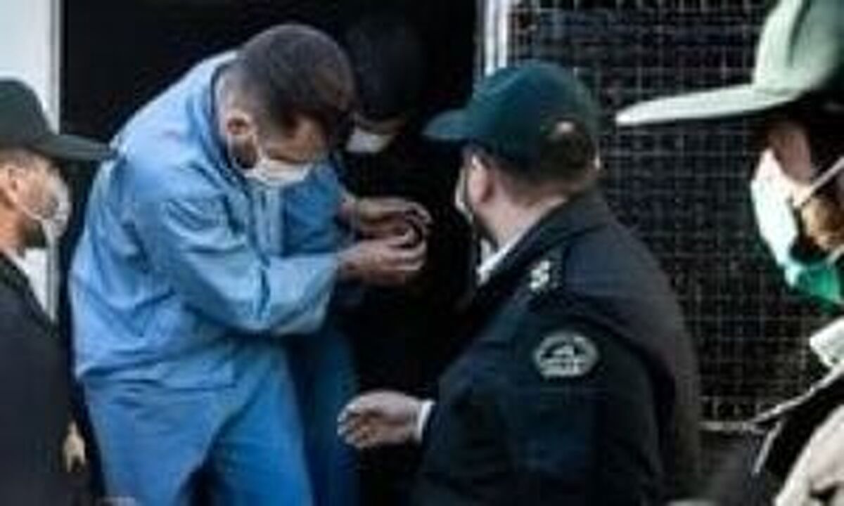 رفتار غیرقانونی عدهای در مراسم ختمی در مشهد/ فرمانده انتظامی و یک مامور با ضربه چاقو زخمی شدند رفتار غیرقانونی عدهای در مراسم ختمی در مشهد/ فرمانده انتظامی و یک مامور با ضربه چاقو زخمی شدند