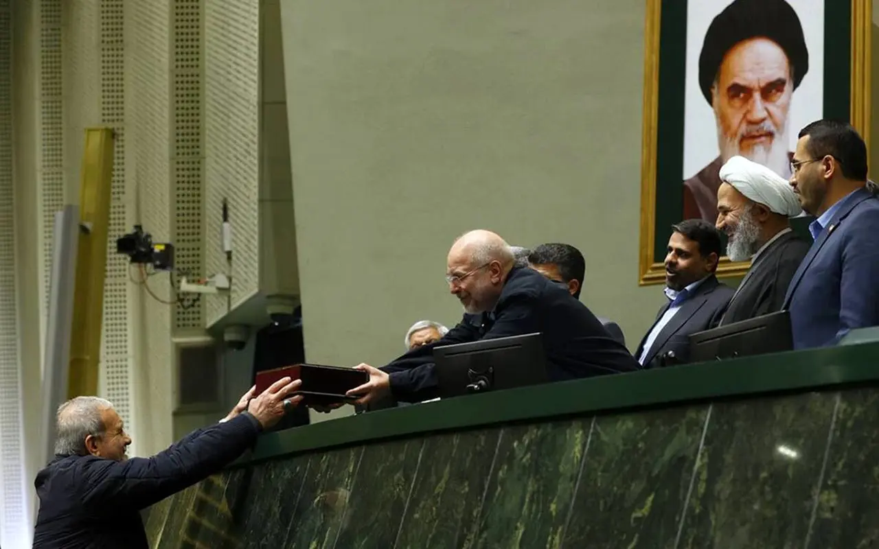 حقوق 20 درصدی و تورم 50 درصدی! / بودجه 1405 با واقعیت‌ های معیشت مردم فاصله دارد