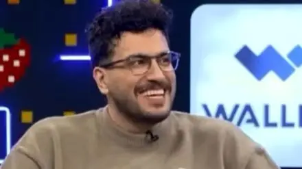 میرفتیم دیت عطر مهران مدیری رو میزدیم که بوی شمارو بدیم/ واسه دعوا هم عطر ….