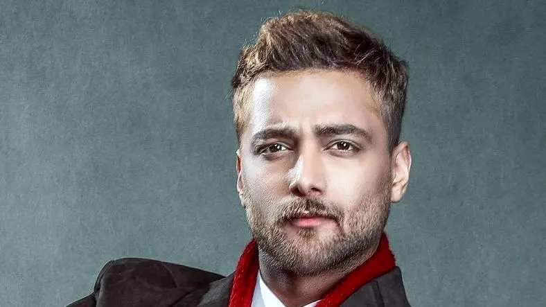 مادرم به شدت مذهبی هست و هیچوقت آوازهای منو … مادرم به شدت مذهبی هست و هیچوقت آوازهای منو …