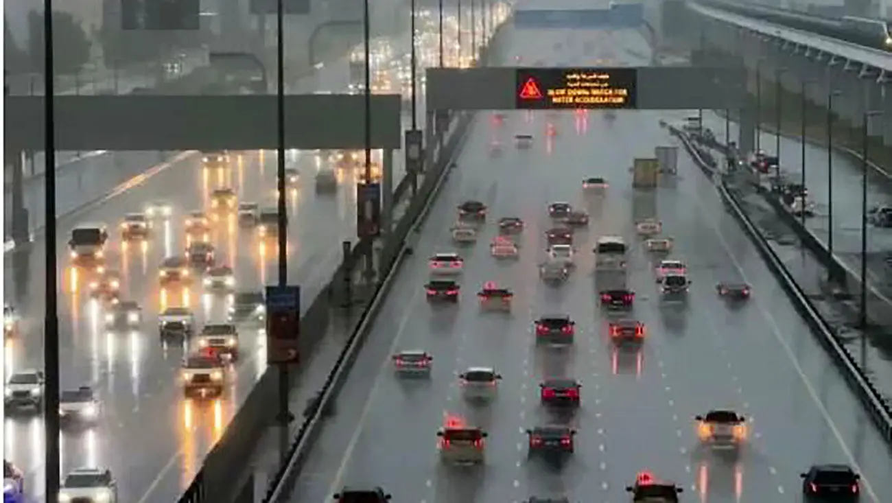 بارندگی در کشورهای حاشیه خلیج فارس؛ ساکنان «دبی» هشدار دریافت کردند