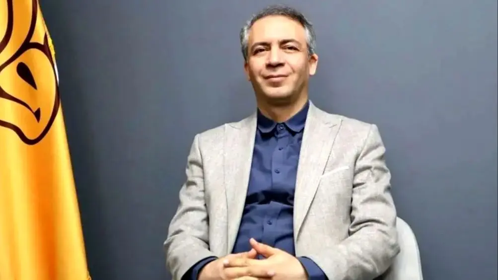 90 میلیون ایرانی و تقاطع بحرانها؛ فدا شدن برای یک رانت! 90 میلیون ایرانی و تقاطع بحرانها؛ فدا شدن برای یک رانت!