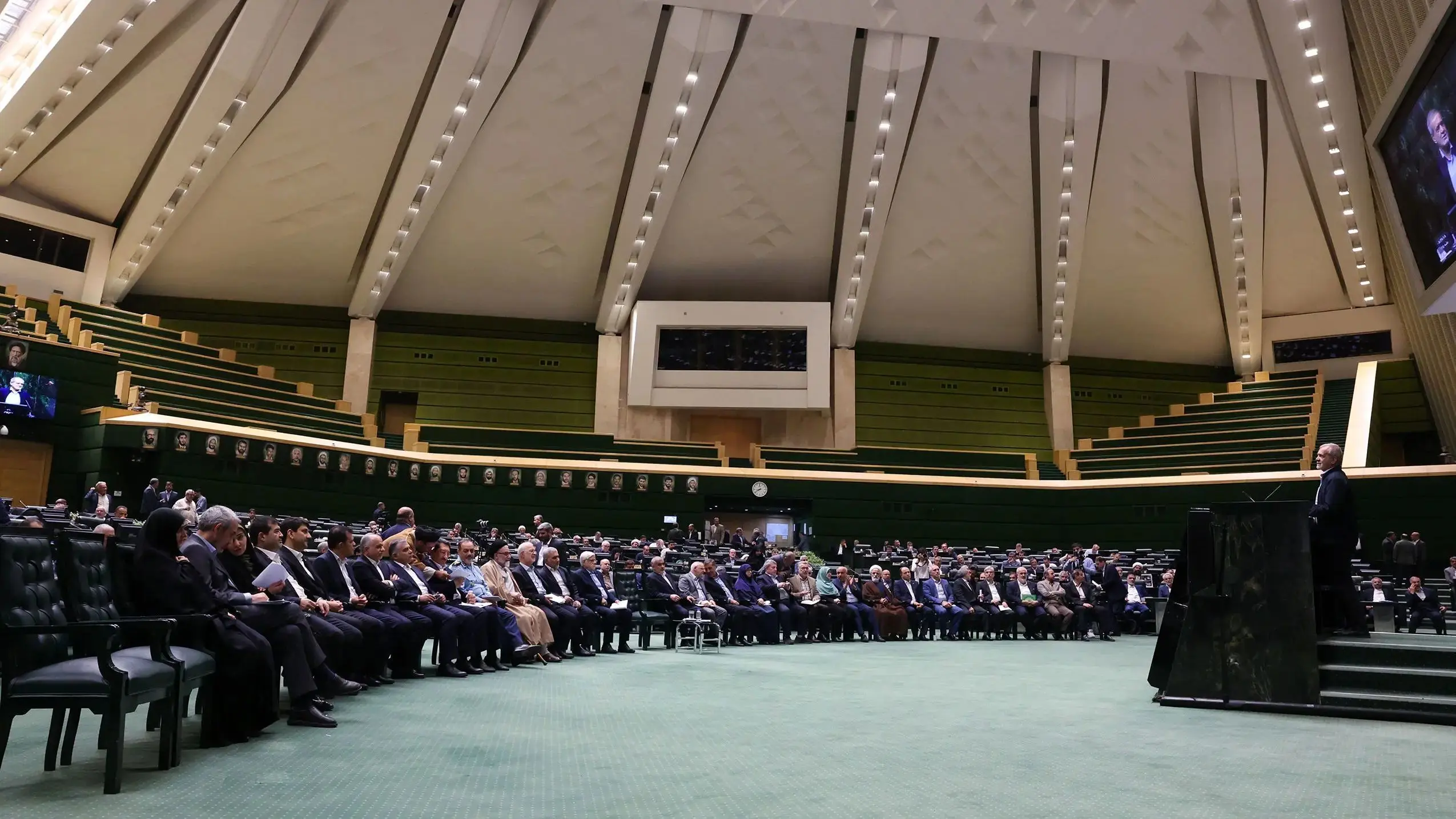 بودجه 1405 با «ریال جدید» به مجلس می‌ رود