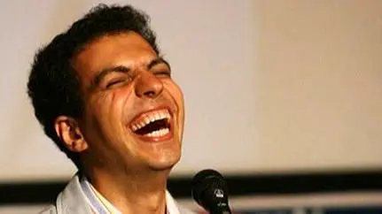 حسین کنعانی وسط دو نیمه به من گفت علی منو جائو (جادو) کردن/عادل فردوسی پور از شدت خنده منفجر شد!