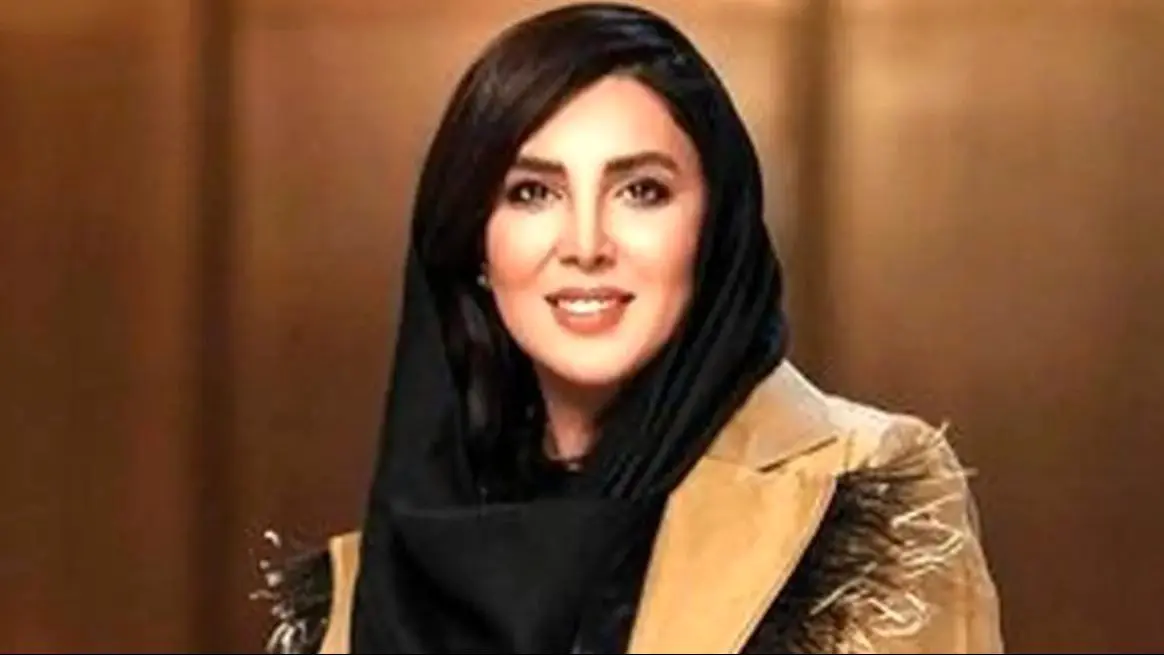 استایل کریسمسی لیلا بلوکات بازیگر نقش نفرتیتی یوسف پیامبر / خانم بازیگر خوش پوش و ترندی 17 سال پس از سریال استایل کریسمسی لیلا بلوکات بازیگر نقش نفرتیتی یوسف پیامبر / خانم بازیگر خوش پوش و ترندی 17 سال پس از سریال