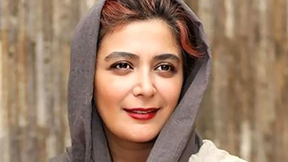 هزار ماشالا خانم الهام کردا چه دستای سنگینی داره گریه ام گرفت اومدم بگم نزن که یه چک دیگه خوردم حالم بد شد!