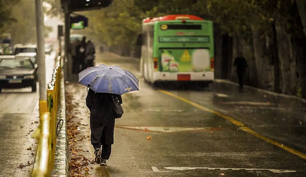 وضعیت هوای تهران امروز شنبه 13 دی ۱۴۰۴ + جدول پیش بینی ساعت‌ به‌ ساعت تهران