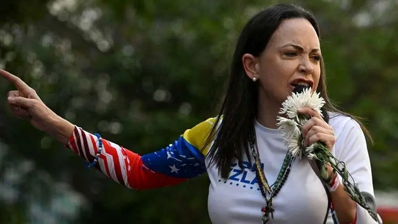 آماده در دست گرفتن قدرت هستیم آماده در دست گرفتن قدرت هستیم