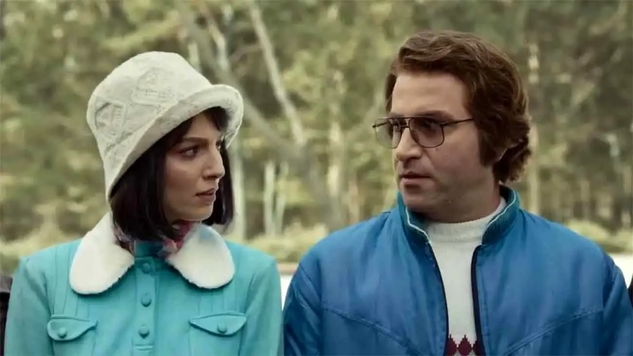 نگاهی به چیدمان شاهانه و سنتی منزل «هوتن شکیبا» امیر عاشق سریال تاسیان/ از مبلمان مدرن و پرده‌های اعیانی تا ویوی ابدی و کتابخانه