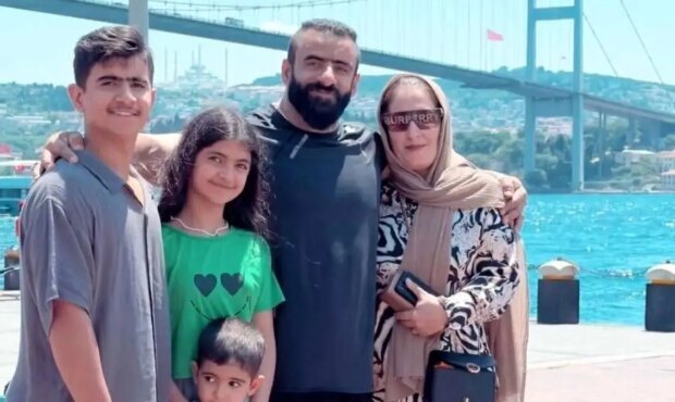 هادی بهترین مرد روی زمین است / خانوادش سورپرایزش کردن / اشک گرگ پارسی در اومد