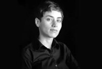 خلاقیت تحسین برانگیز هنرمند ایرانی در نقاشی چهره «پروفسور مریم میرزاخانی» با 27 هزار نگین حماسه آفرید/روحش شاد و یادش گرامی/هنر نزد ایرانیان است و بس