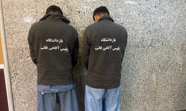 توطئه 2 پسرخاله با پراید شیشه دودی برای دختران مسافر / 6 دختر در بیابان های تهران رها شدند