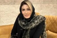 نگاهی به گردنبند الهه منصوریان قهرمان ووشو کار ایرانی که از تیم ملی کنار رفت/ طلا جواهرات خانم ورزشکار هم ورزشیه / این کار و کنید تا بچتون ازتون تشکر کنه