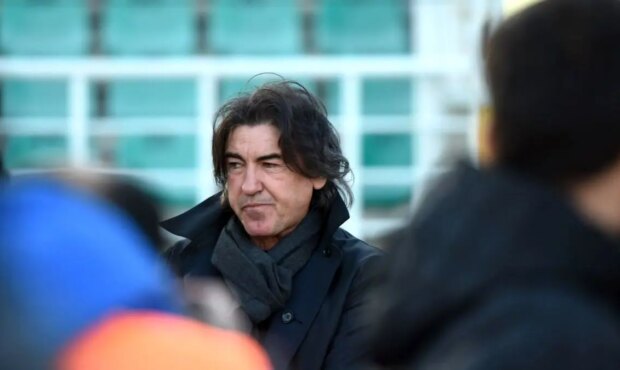 هیچ کس سر تمرین استقلال نیاید