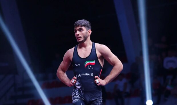 کشتی فرنگی کرواسی / برق طلا بر سینه جرکنی نشست