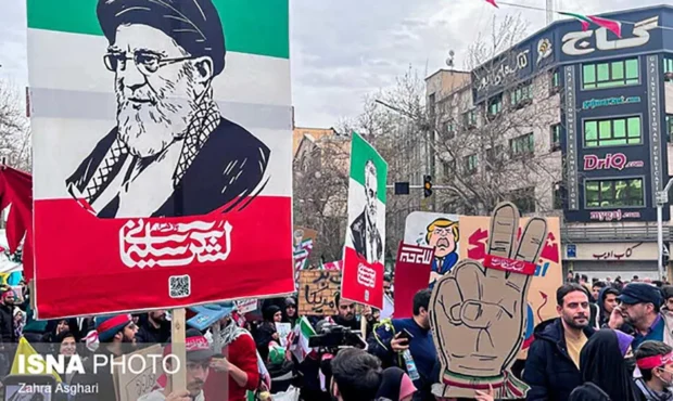 جسارت، اهانت یا تعرض به حریم حضرت آیت الله خامنه‌ای را برنمی‌تابیم