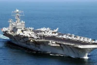 صفر تا صد آرایش نظامی آمریکا در خلیج فارس / اینها نشانه قطعی بودن جنگ همزمان با مذاکرات است؟